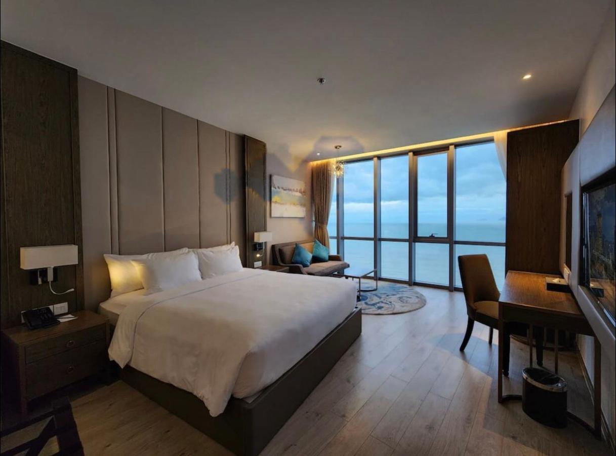 Panorama Beachfront Nha Trang Exterior foto